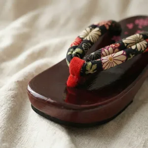 Women's Geta Sandals with Kiku Chrysanthemum Motif — view 5