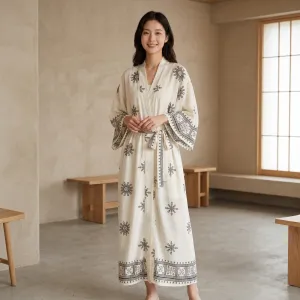 Women's Long Kimono with Ethnic Print and Belt — view 7