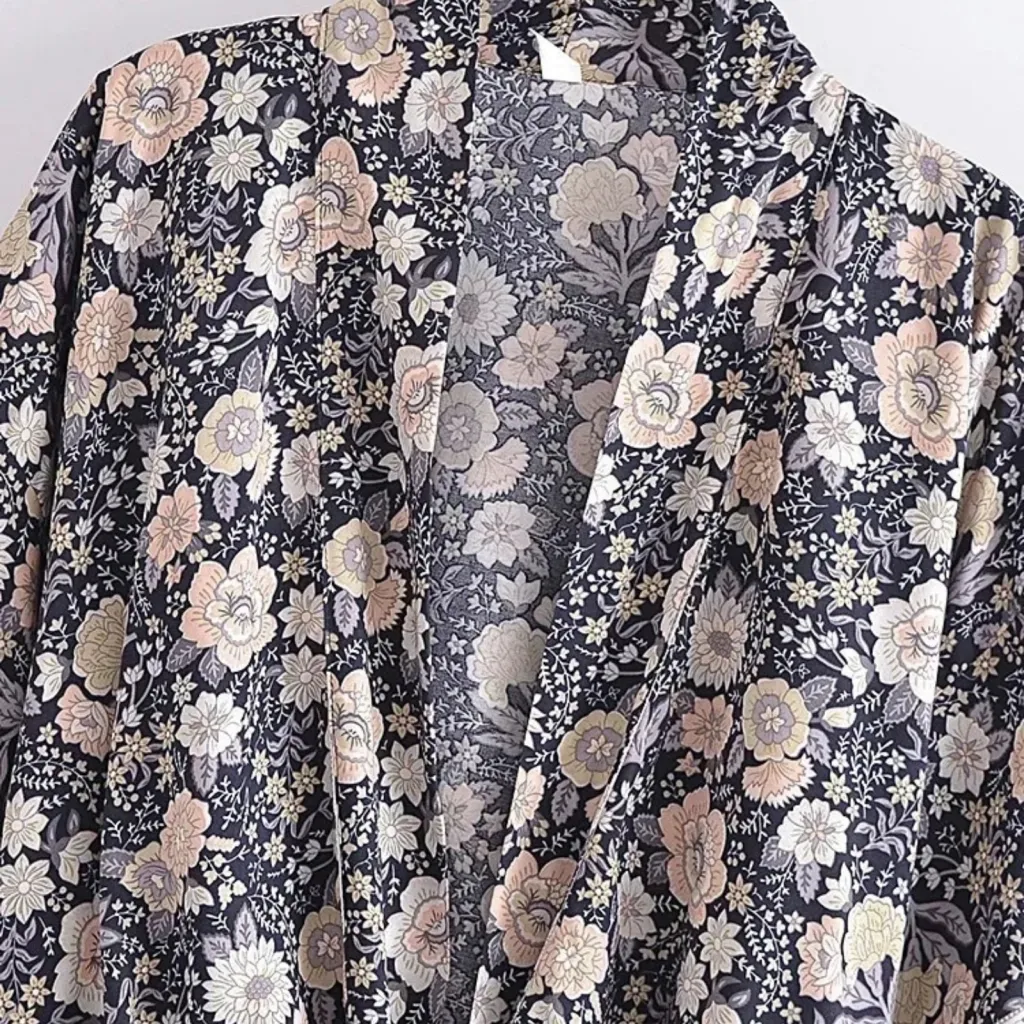 Women's Short Kimono with Floral Print — a piece designed for serenity