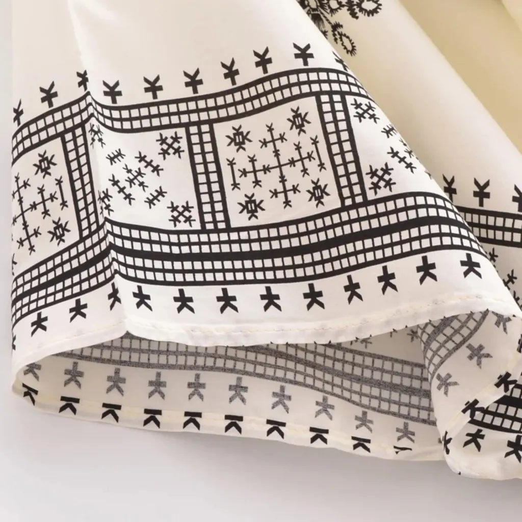 Women's Short Kimono with Ethnic Floral Print — where minimalism meets durability