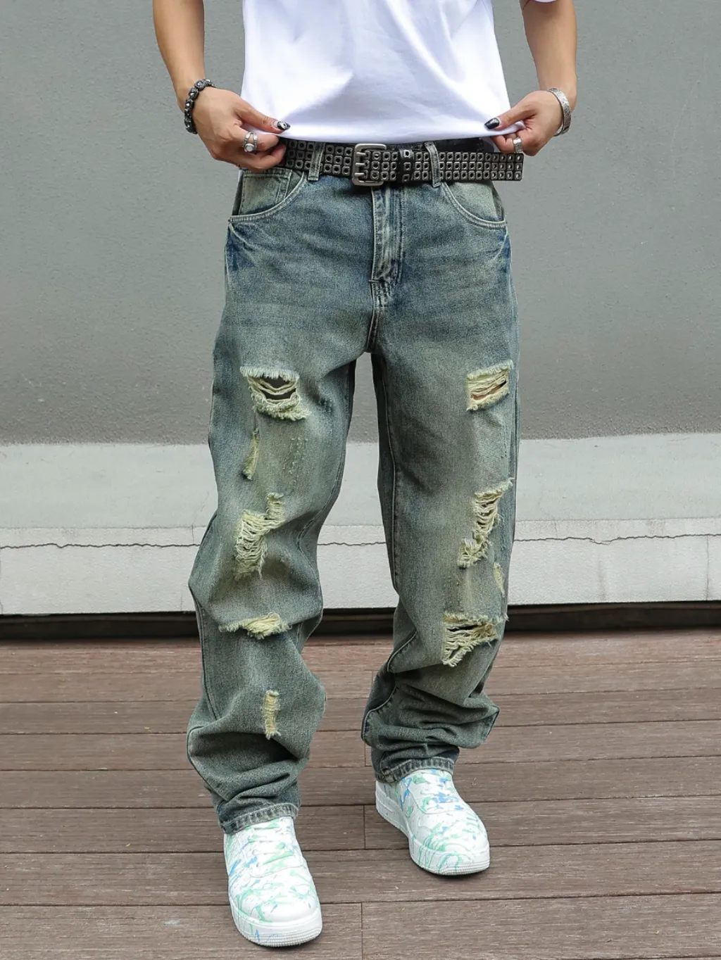Blue Washed Distressed Baggy Jeans in Sturdy Denim — endless ways to style it