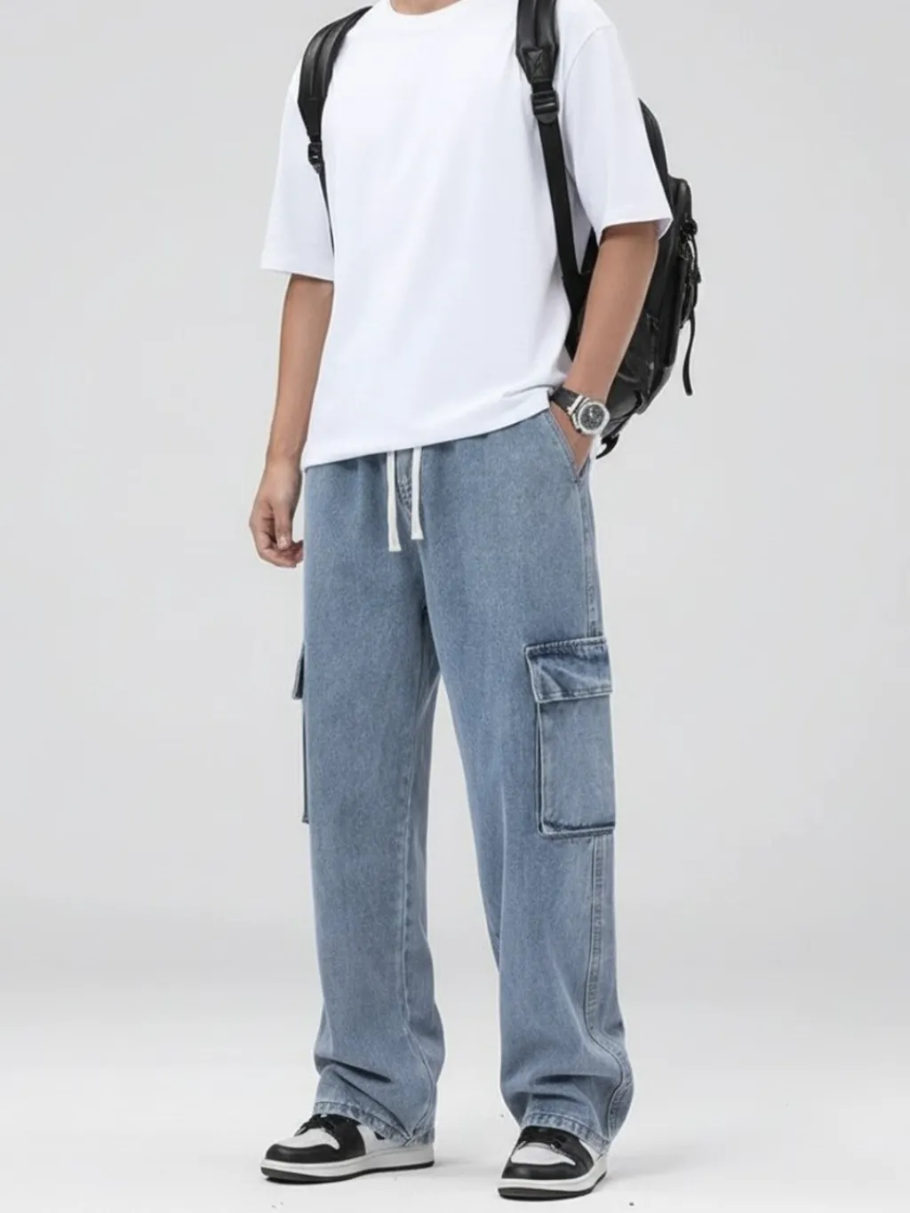 Elastic Waist Loose-Fit Cargo Jeans — endless ways to style it