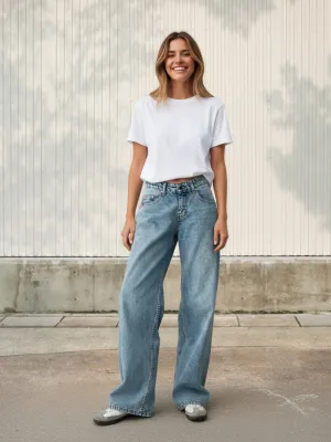 Low-Rise Loose Boyfriend Jeans — view 1