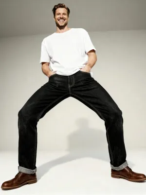 Men's Black Straight Jeans, Timeless Classic Cut — view 3