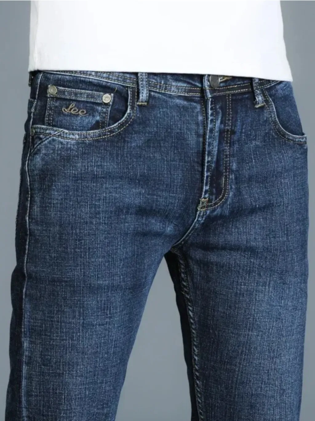 Men's Dark Blue Versatile Regular Jeans — endless ways to style it