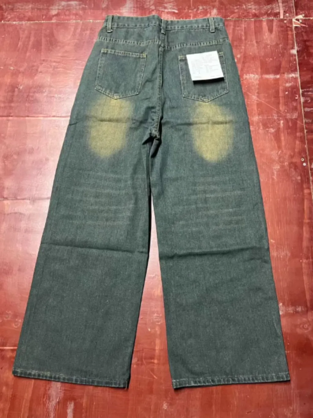 Men's Grey Vintage Washed Baggy Jeans — endless ways to style it