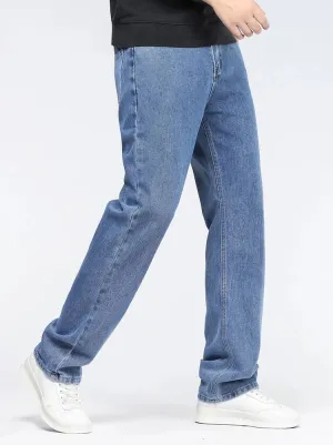 Men's Regular Jeans in Classic Shades — view 3