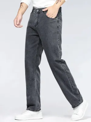 Men's Regular Jeans in Classic Shades — view 6