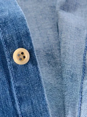 Men's Short-Sleeve Denim Shirt — view 7
