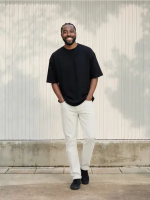 Men's White Straight Jeans, Minimal Clean Style — view 7