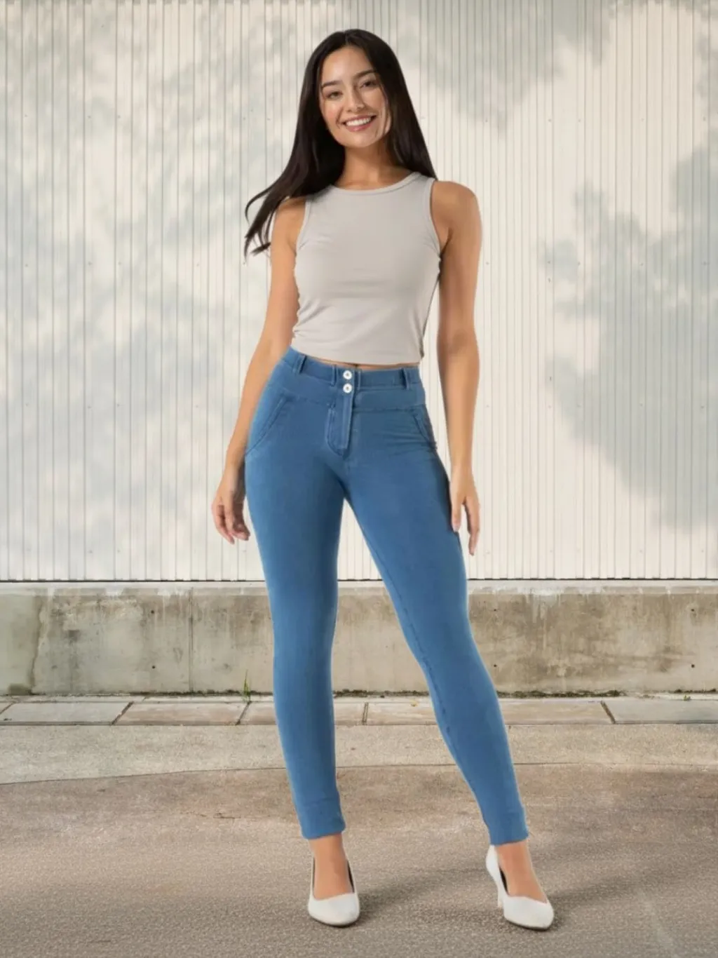 Women's Blue Denim Push-Up Sculpting Jeans
