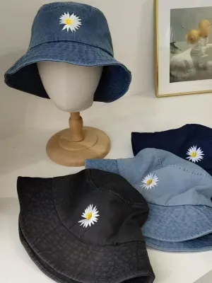 Women's Daisy Print Denim Bucket Hat — view 5