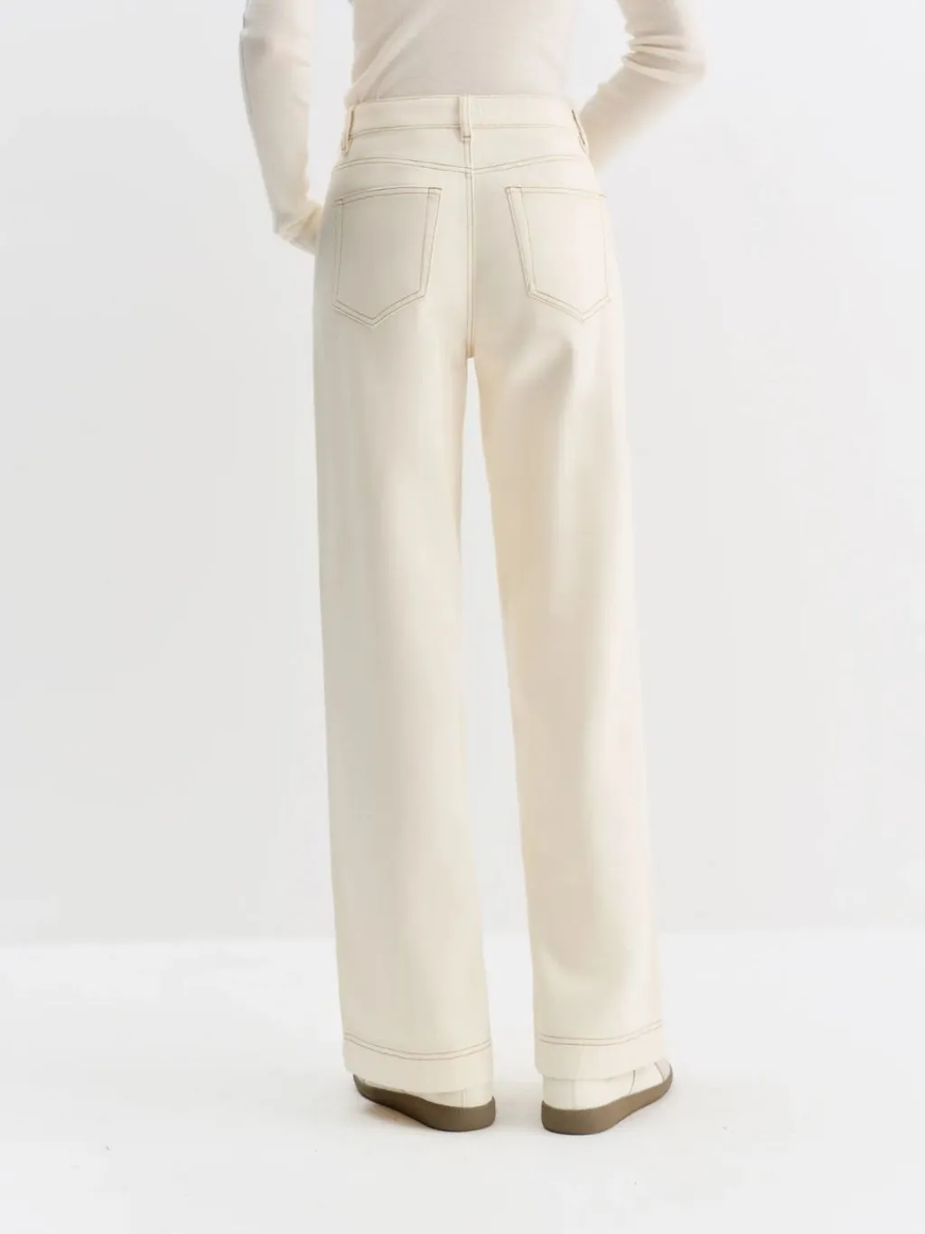 Women's Ecru Straight-Leg Jeans with Contrast Stitching — quality denim, made to last