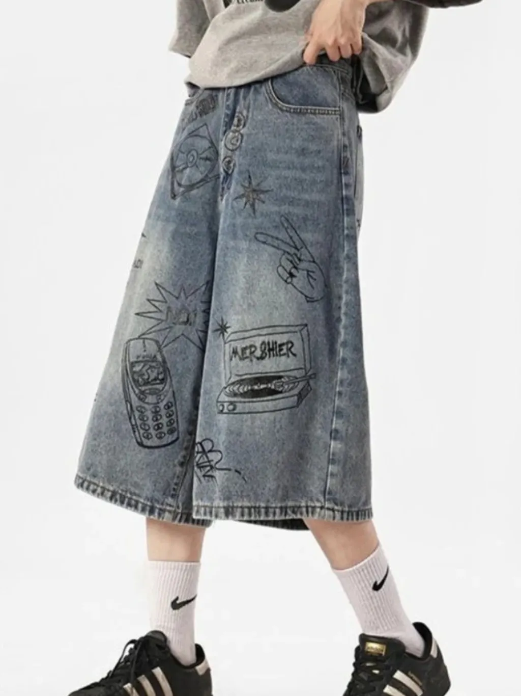 Women's Grey Loose Streetwear Cropped Jeans — a pair designed to be worn everywhere
