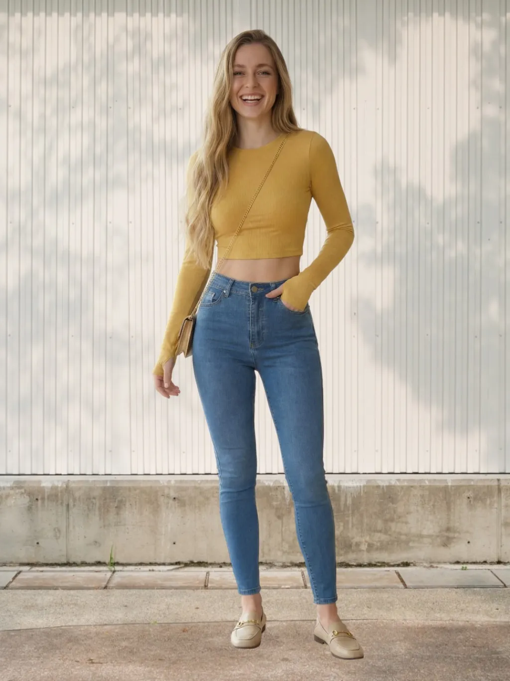 Women's High-Waisted Push-Up Sculpting Jeans