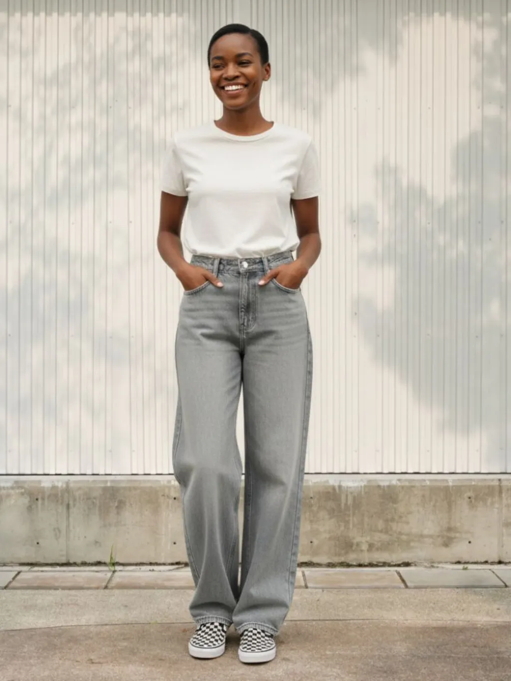Women's Light Grey High-Waisted Wide-Leg Jeans