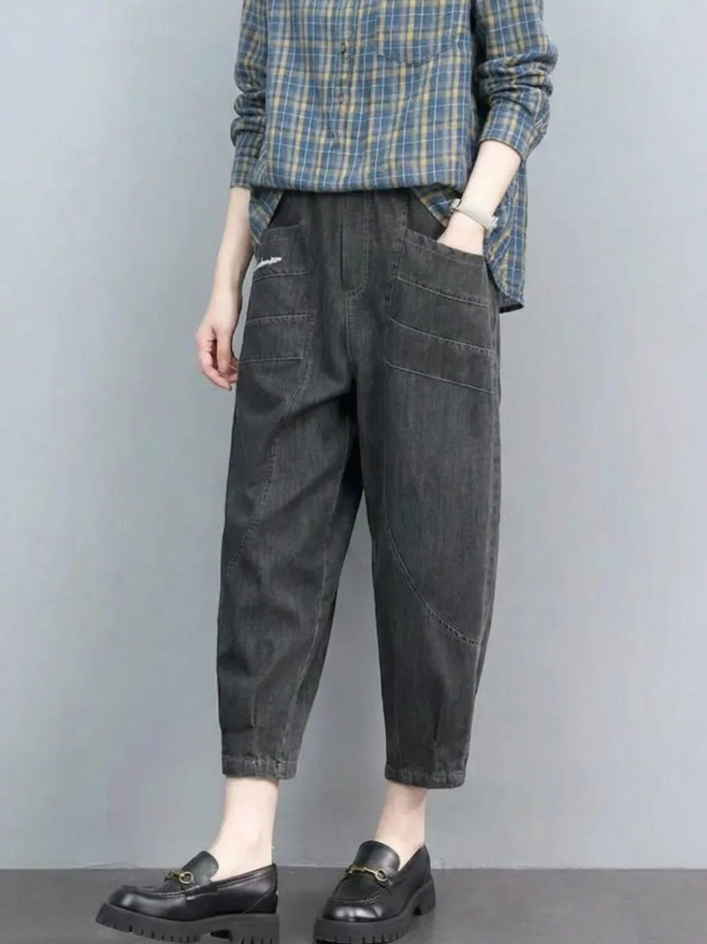 Women's Loose 7/8 Jeans with Statement Pockets — quality denim, made to last