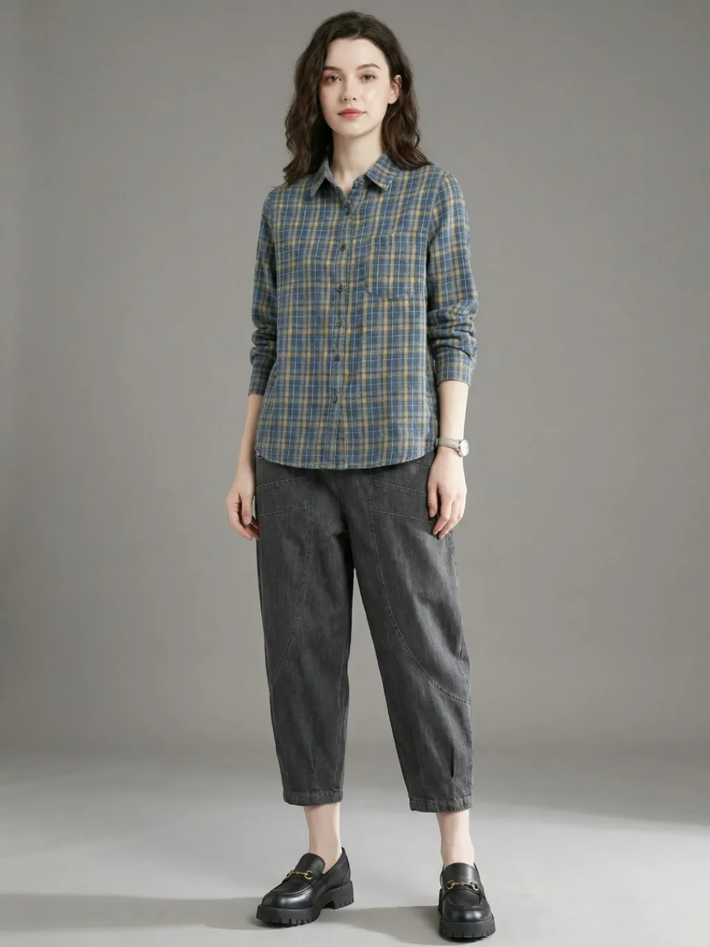 Women's Loose 7/8 Jeans with Statement Pockets — endless ways to style it