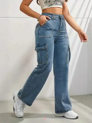 Women's Loose Light Denim Cargo Jeans — view 5