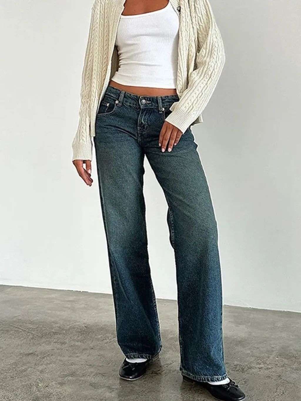 Women's Loose Low-Rise Straight-Leg Jeans — endless ways to style it