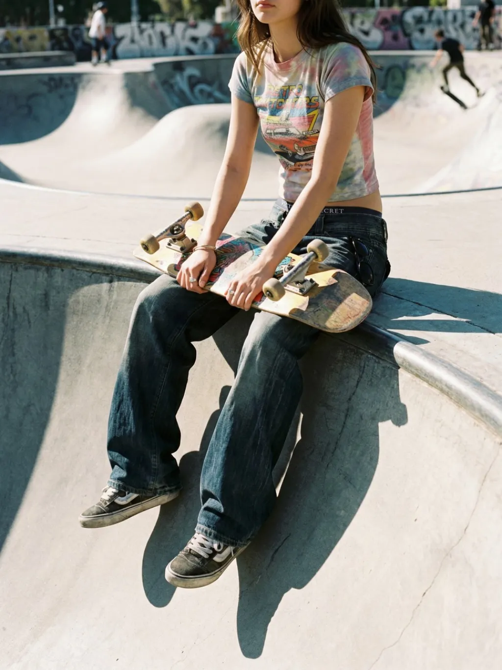 Women's Low-Rise Washed Baggy Streetwear Jeans — a pair designed to be worn everywhere