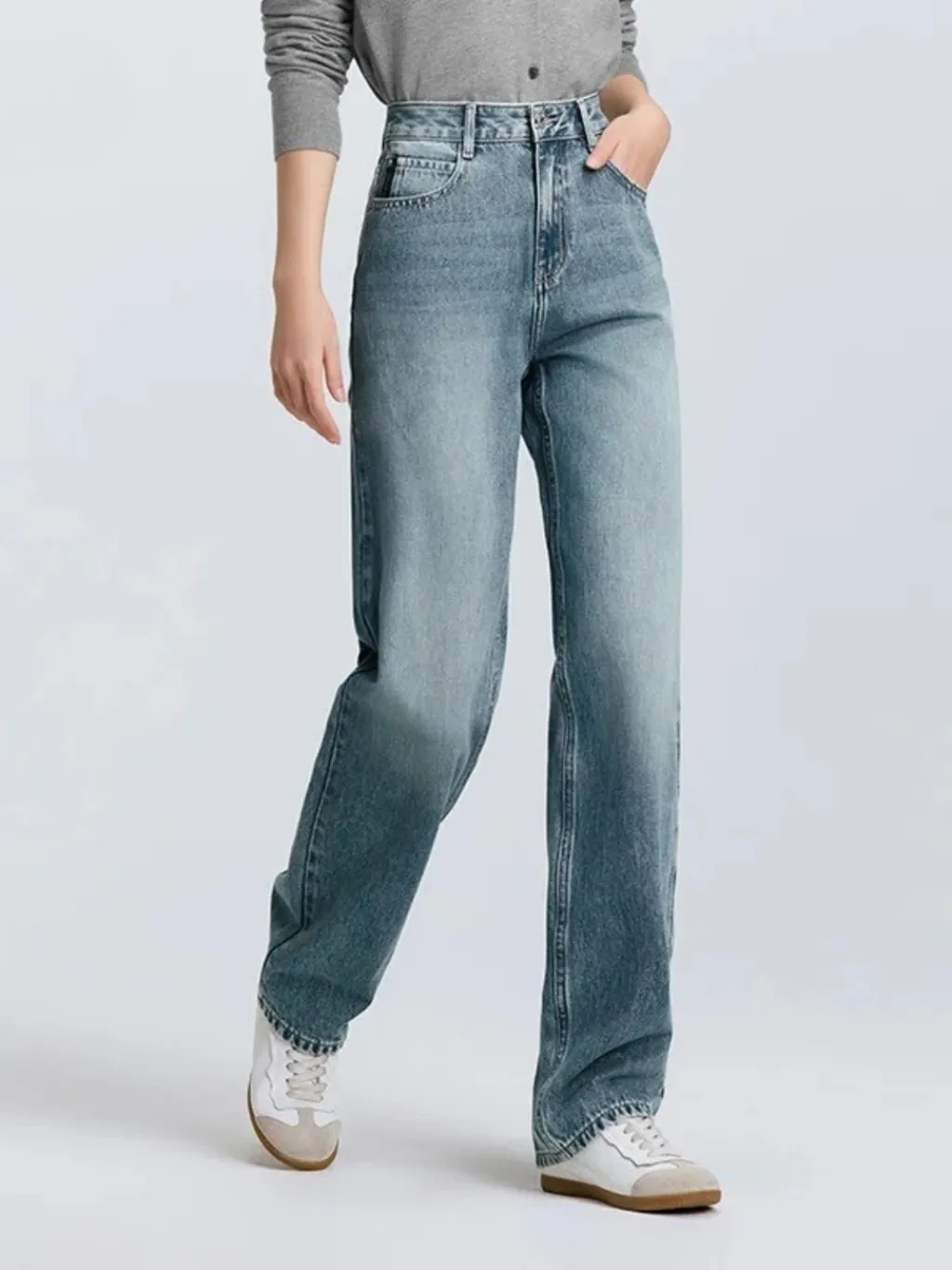 Women's Mid Blue Washed Regular Fit Jeans — endless ways to style it