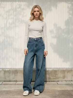 Women's Vintage High-Waisted Wide-Leg Jeans with Structured Seams — view 1