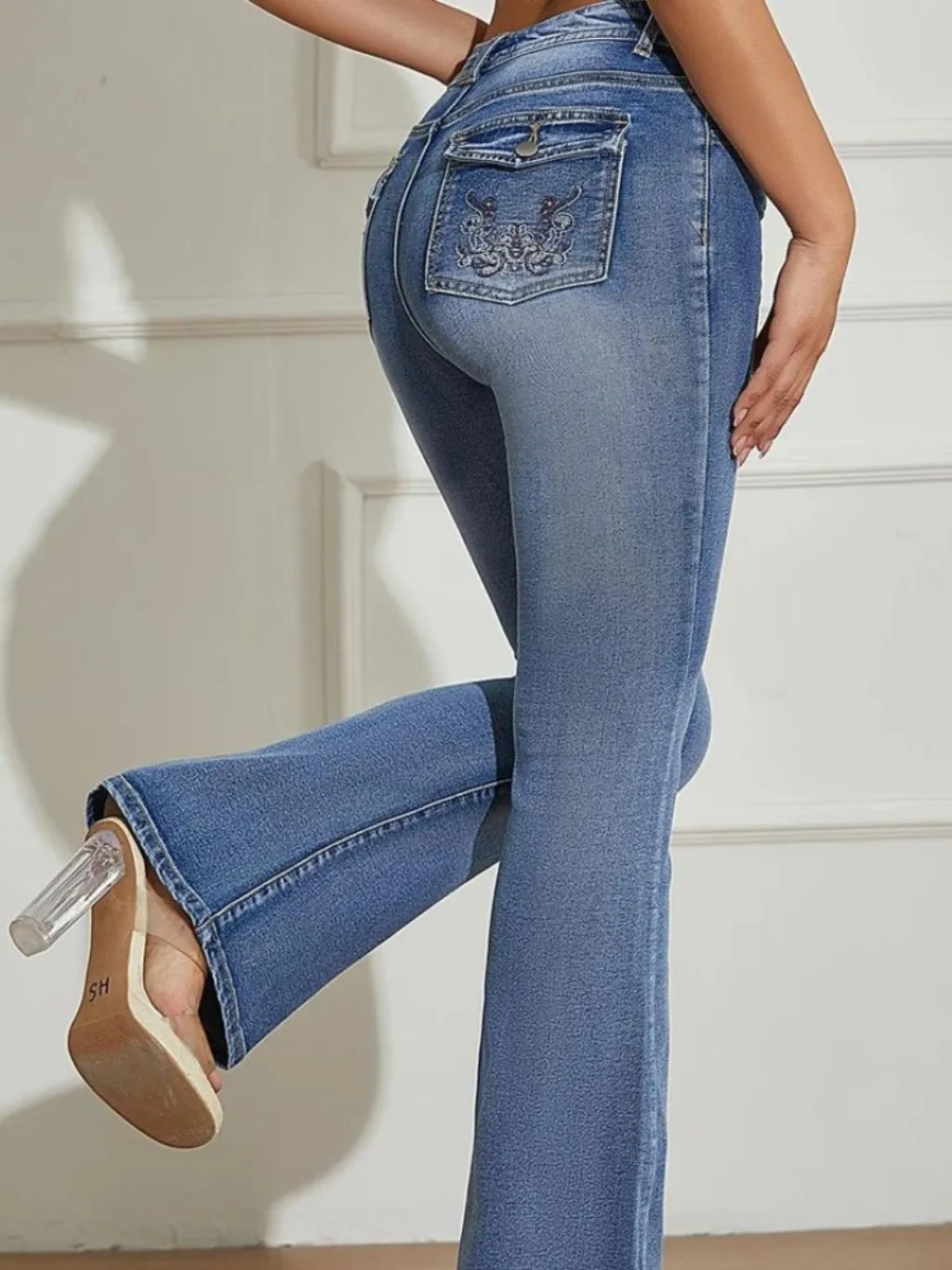 Women's Washed Bootcut Jeans with Decorative Back Pockets — a pair designed to be worn everywhere